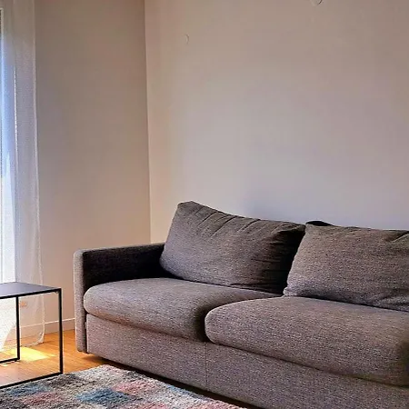 Little Sunlight Oasis Apartman